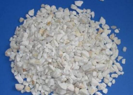 熔融石英砂：高纯硅基材料的卓越性能